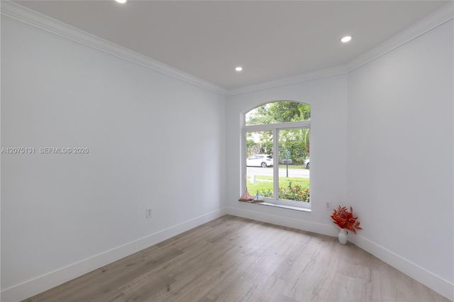 46 Gables Boulevard, Weston, FL 33326