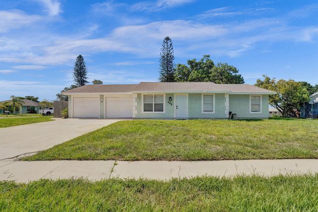 468 SW Prado Avenue, Port St. Lucie, FL 34983