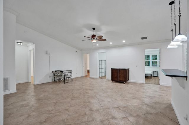 468 SW Prado Avenue, Port St. Lucie, FL 34983