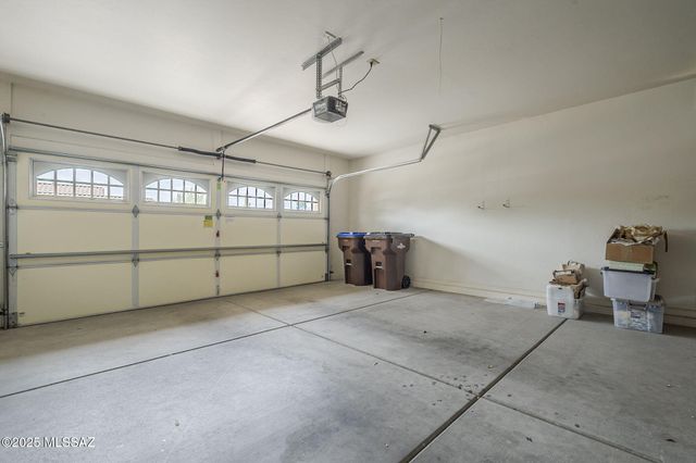 732 N Moana Drive, Green Valley, AZ 85614