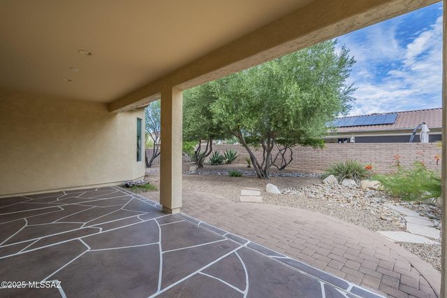 732 N Moana Drive, Green Valley, AZ 85614
