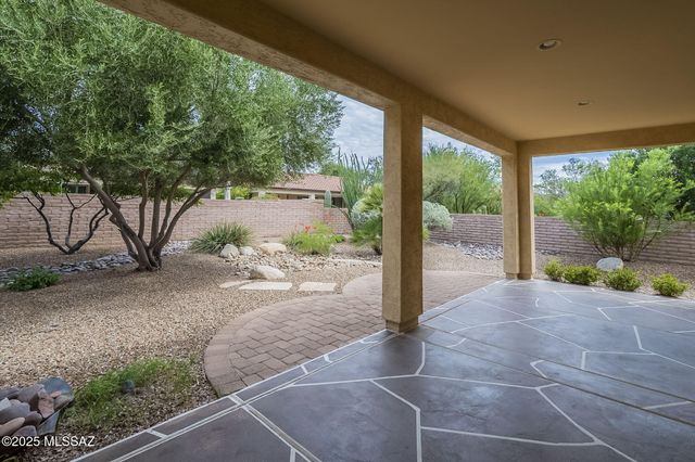 732 N Moana Drive, Green Valley, AZ 85614