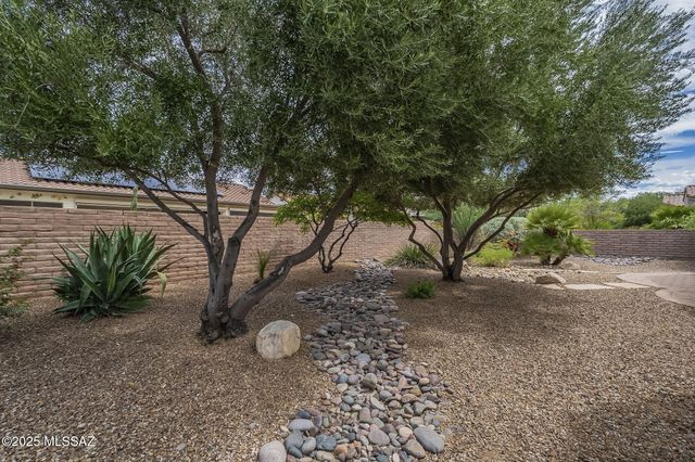 732 N Moana Drive, Green Valley, AZ 85614