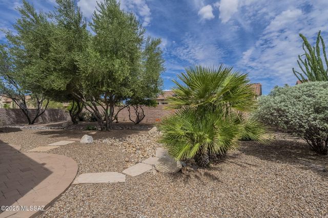 732 N Moana Drive, Green Valley, AZ 85614