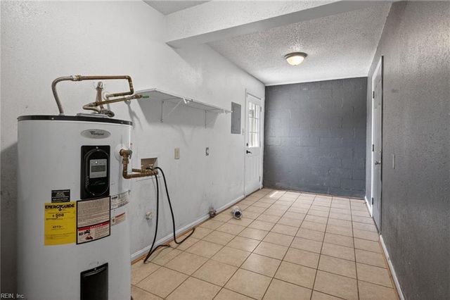 3209 Ashaway RD, Virginia Beach, VA 23452