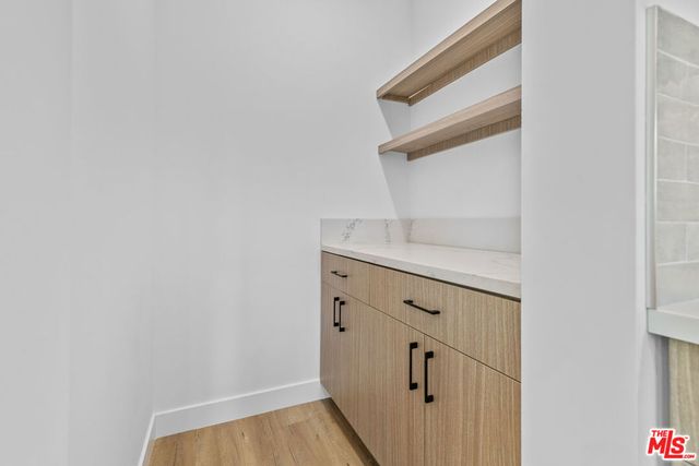 5152 Etiwanda Avenue, Tarzana, CA 91356