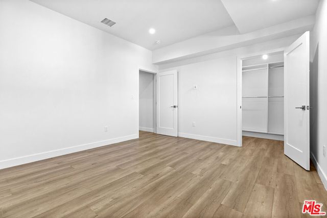 5152 Etiwanda Avenue, Tarzana, CA 91356