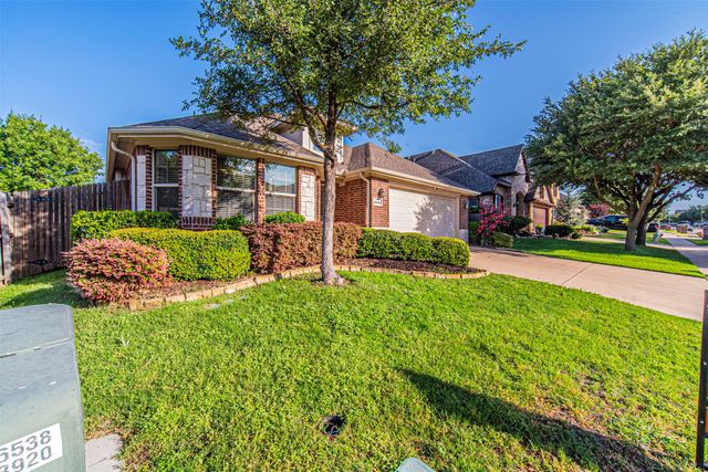 8036 Branch Hollow Trail, Fort Worth, TX 76123