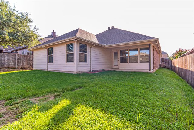 8036 Branch Hollow Trail, Fort Worth, TX 76123