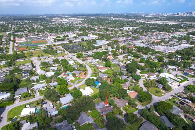 2869 SW 13th Court, Fort Lauderdale, FL 33312