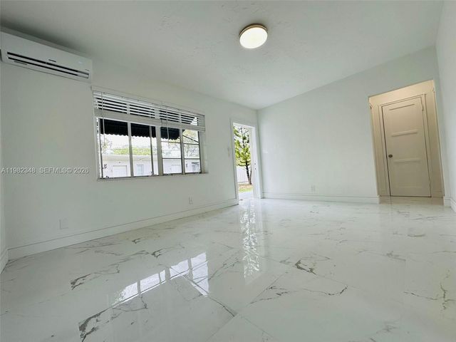 407 SE 14th Ct SE 14th Ct 3, Fort Lauderdale, FL 33316