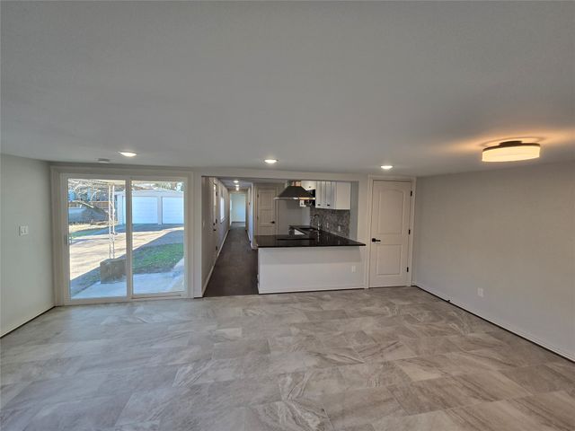 474 Preston Shores Drive, Pottsboro, TX 75076