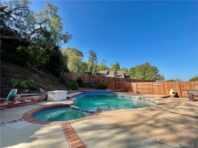 934 Paseo Viento, San Dimas, CA 91773