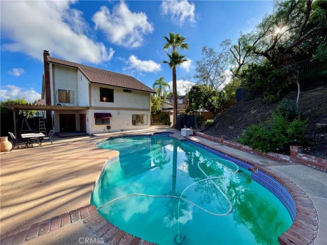 934 Paseo Viento, San Dimas, CA 91773