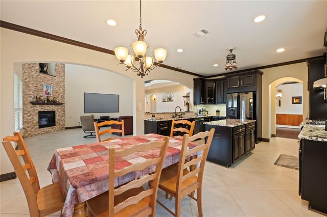 4822 Isla Canela Lane, League City, TX 77573