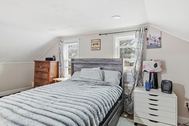 238 E Main St, Chicopee, MA 01020