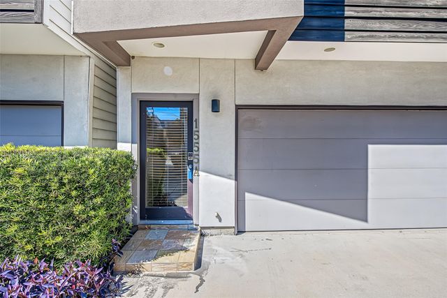 1555 Birdsall Street A, Houston, TX 77007