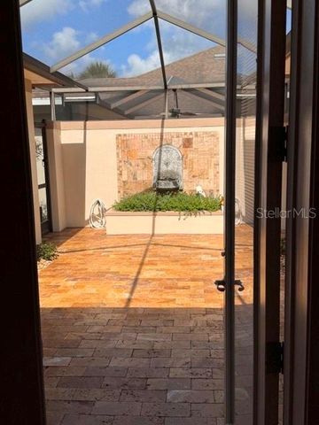6803 LOCKINGTON COURT, Tampa, FL 33625