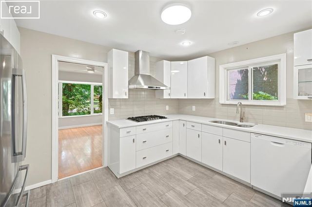253 McElroy Avenue, Fort Lee, NJ 07024