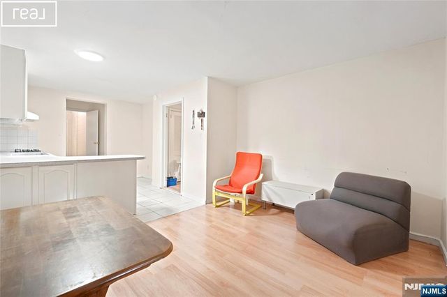 253 McElroy Avenue, Fort Lee, NJ 07024