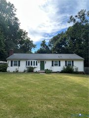 2217 Fall Line Dr, Powhatan, VA 23139