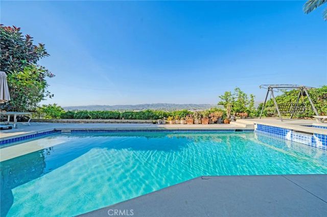 1520 Via Los Coyotes, La Habra, CA 90631