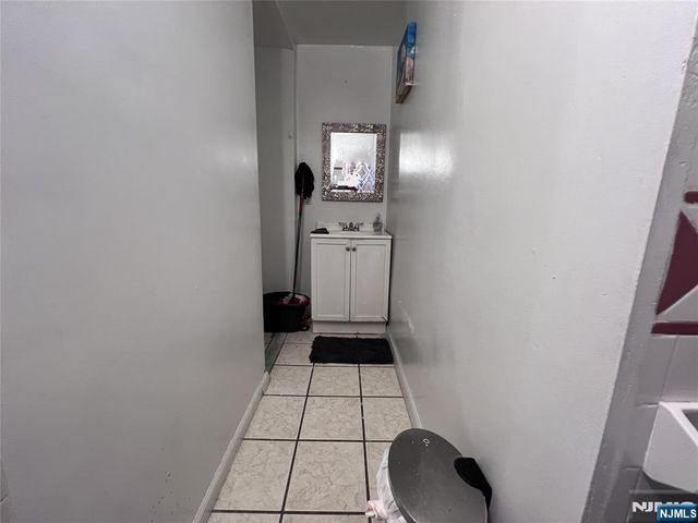 568 14th Avenue, Paterson, NJ 07504