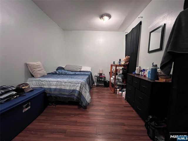 568 14th Avenue, Paterson, NJ 07504