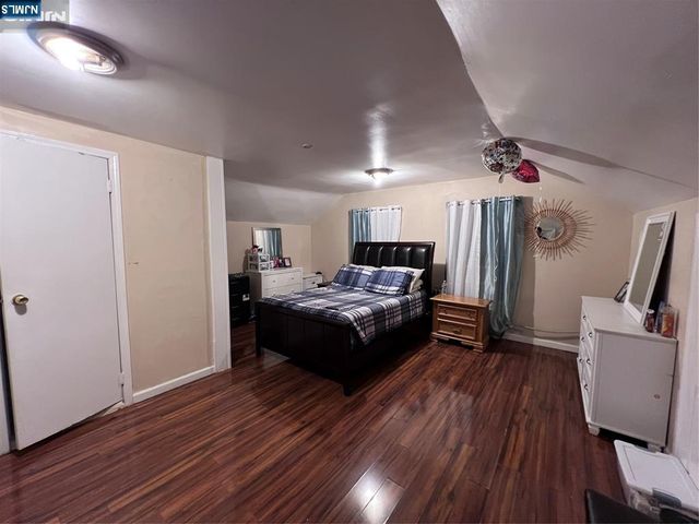 568 14th Avenue, Paterson, NJ 07504