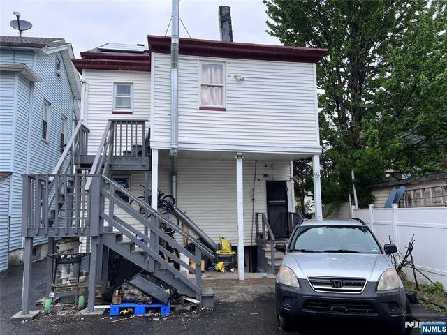 568 14th Avenue, Paterson, NJ 07504