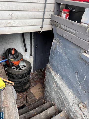 568 14th Avenue, Paterson, NJ 07504