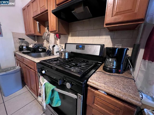 568 14th Avenue, Paterson, NJ 07504