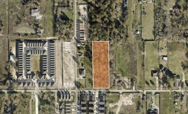 2120 Mansfield Street, Houston, TX 77091