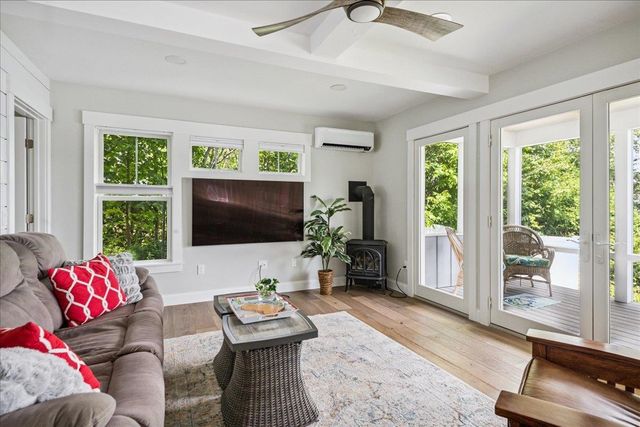 54 Richards Road, South Hero, VT 05486