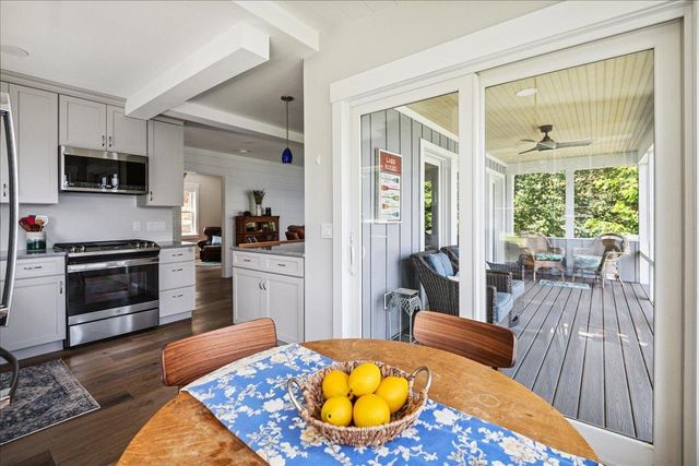 54 Richards Road, South Hero, VT 05486