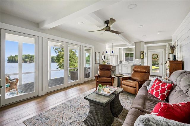 54 Richards Road, South Hero, VT 05486