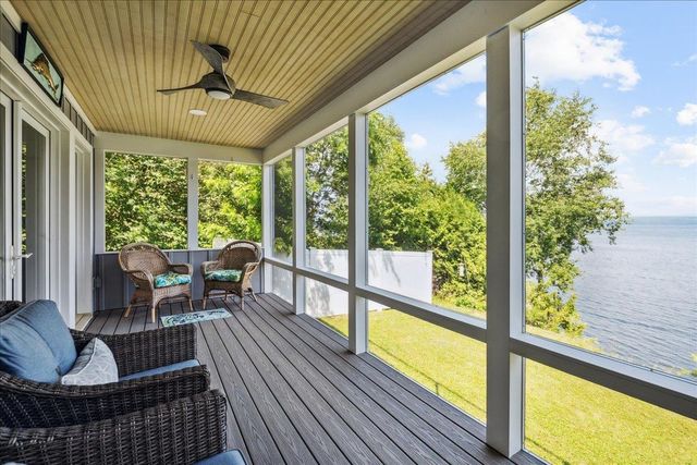 54 Richards Road, South Hero, VT 05486
