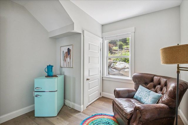 54 Richards Road, South Hero, VT 05486