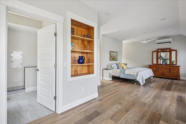 54 Richards Road, South Hero, VT 05486