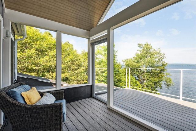 54 Richards Road, South Hero, VT 05486