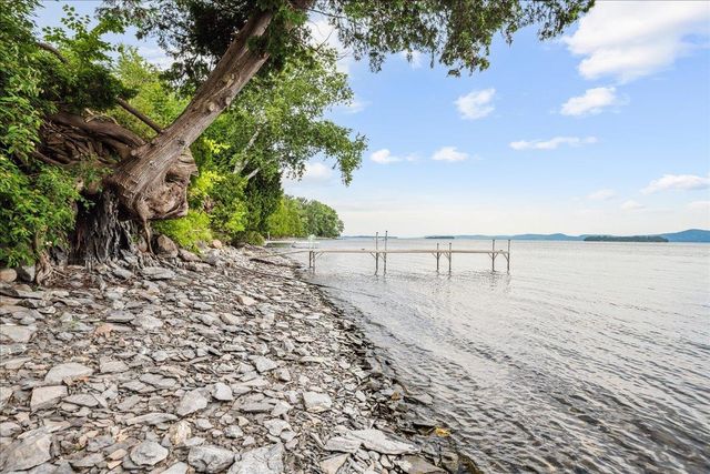 54 Richards Road, South Hero, VT 05486