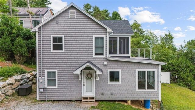 54 Richards Road, South Hero, VT 05486
