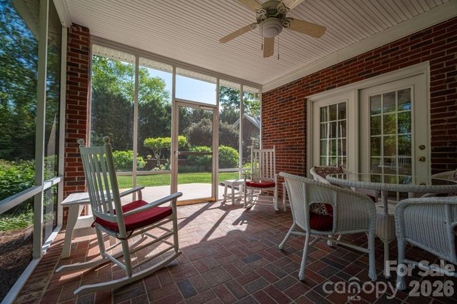 1634 Elkhart Circle 31, Gastonia, NC 28054
