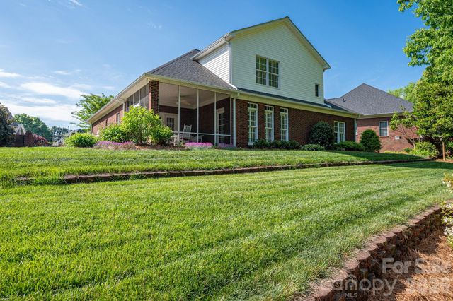1634 Elkhart Circle 31, Gastonia, NC 28054