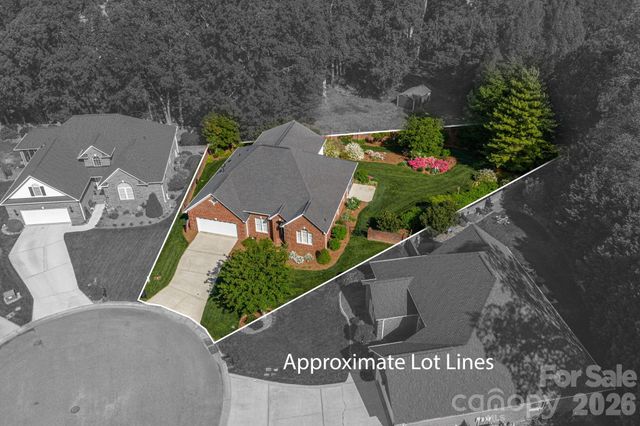 1634 Elkhart Circle 31, Gastonia, NC 28054