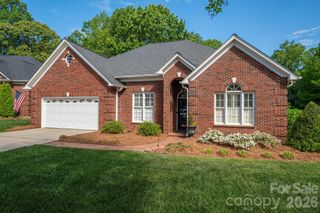 1634 Elkhart Circle 31, Gastonia, NC 28054