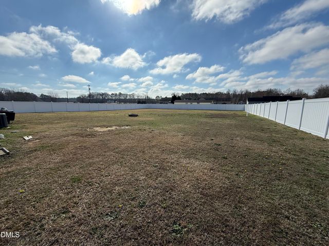 41 Clipper Lane, Smithfield, NC 27577