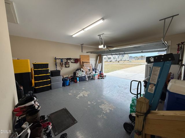 41 Clipper Lane, Smithfield, NC 27577