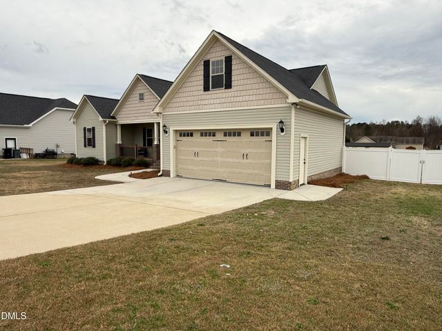 41 Clipper Lane, Smithfield, NC 27577