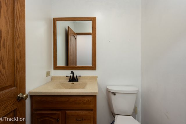 24200 W Deer Ridge Lane, Antioch, IL 60002